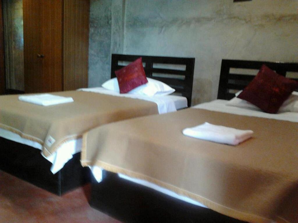 Tamarind Grand Resort Mae Sariang Kamer foto