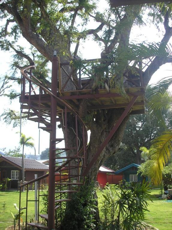 Tamarind Grand Resort Mae Sariang Buitenkant foto